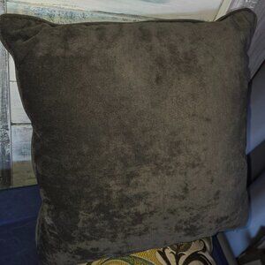 SIScovers accent/throw pillow 12"x12" gray velvet
